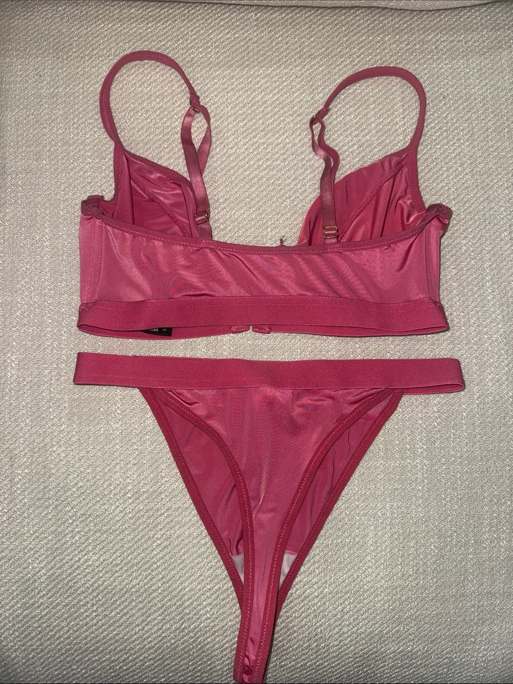 Pretty Little Thing Bra Set - Picture 4 of 8